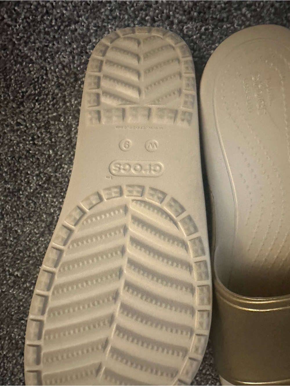 CROCS Metallic Silver Slide Sandals - Picture 2 of 3